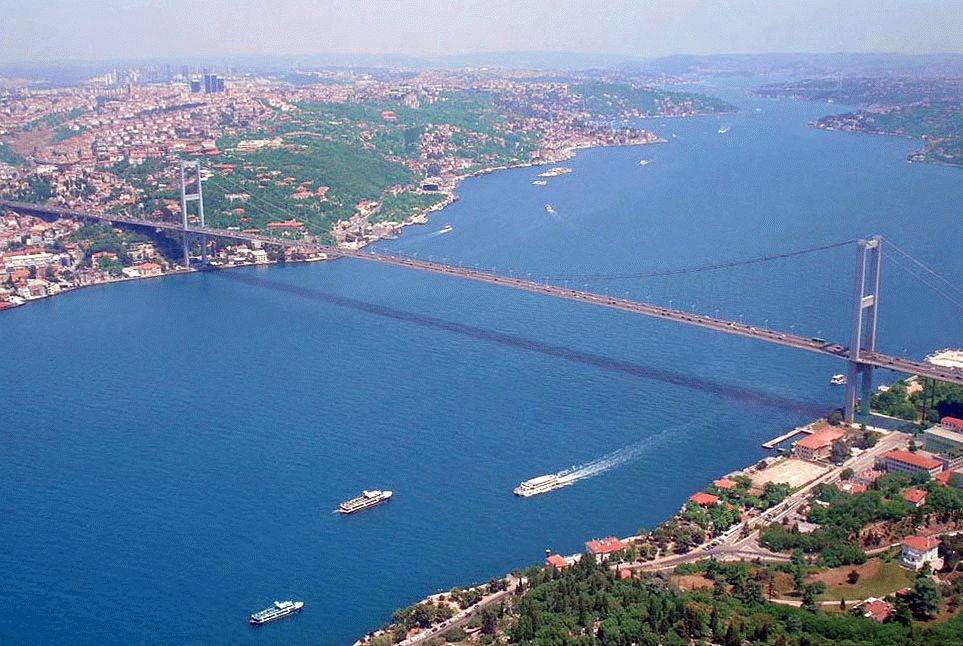 В пять раз дороже станет проход через проливы Босфор и Дарданеллы